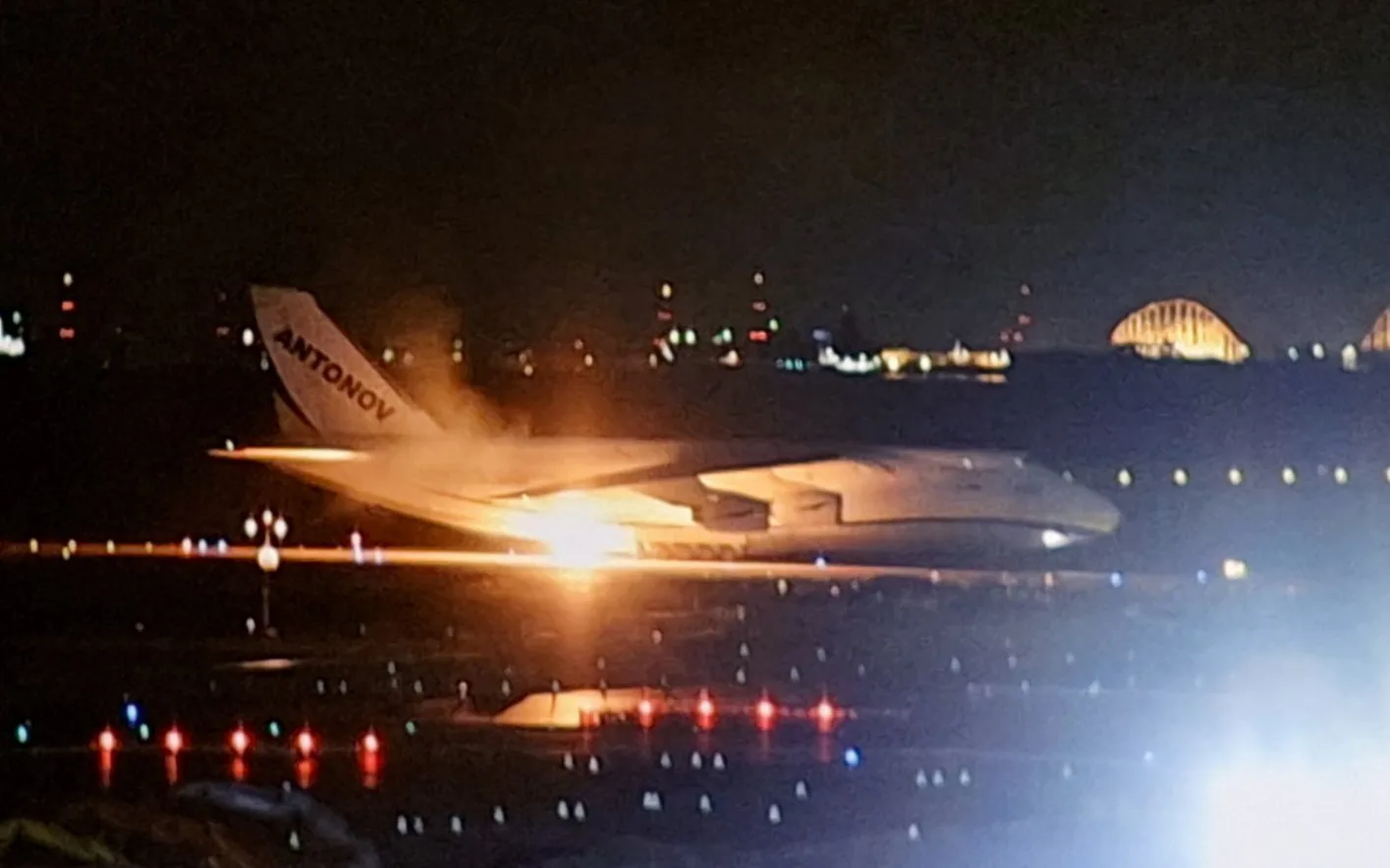 В аеропорту Японії загорівся український літак Ан-124 «Руслан»